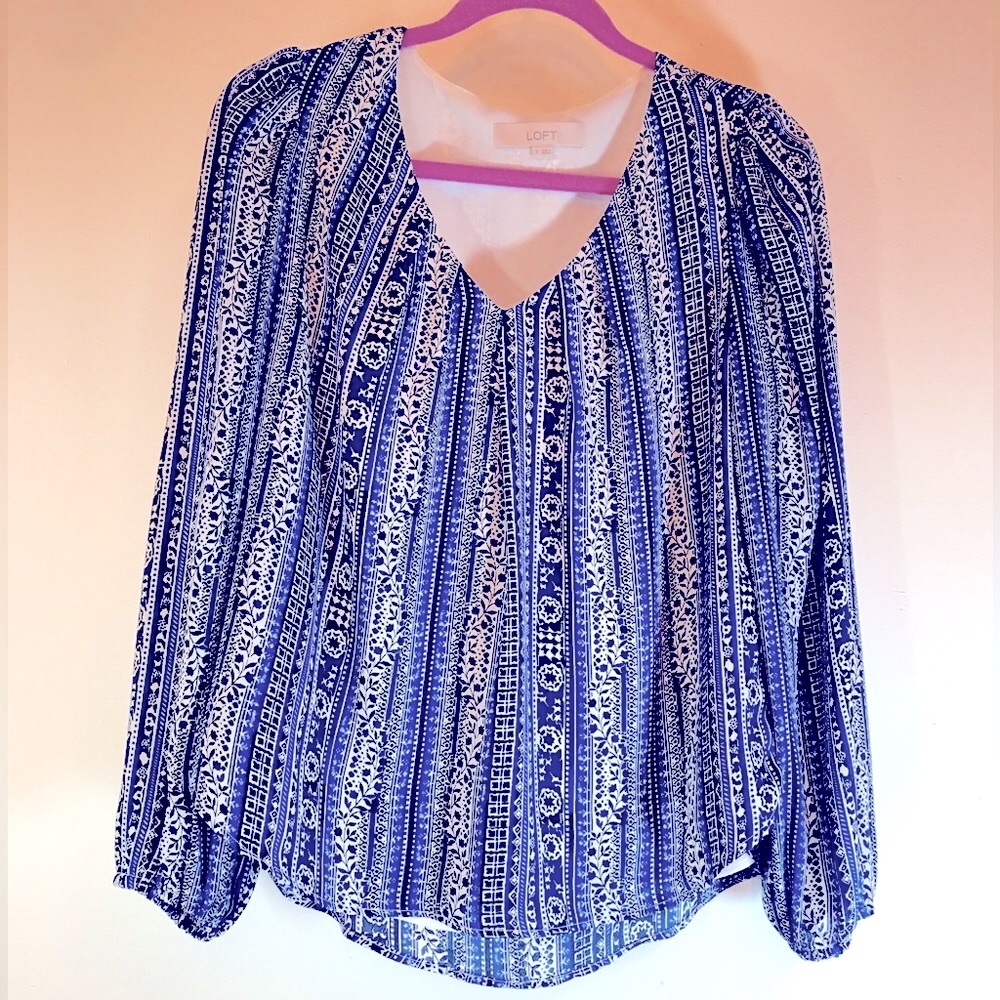 LOFT Blue and White Printed V-Neck Long Sleeve Blouse